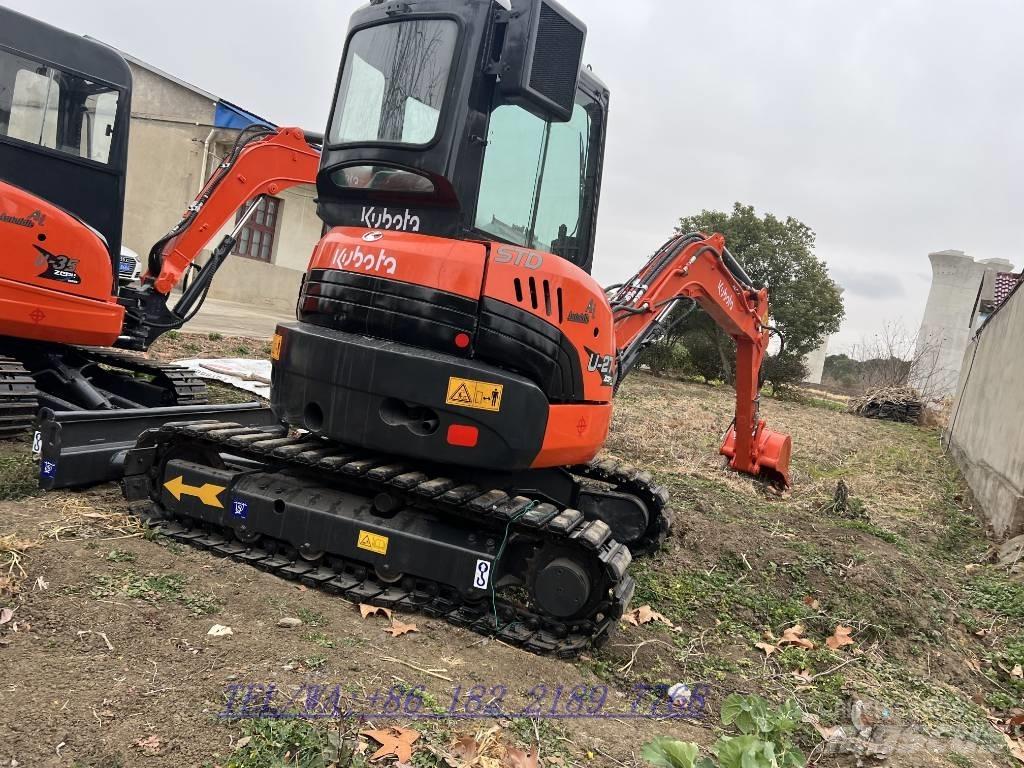 Kubota U 27 小型挖掘机