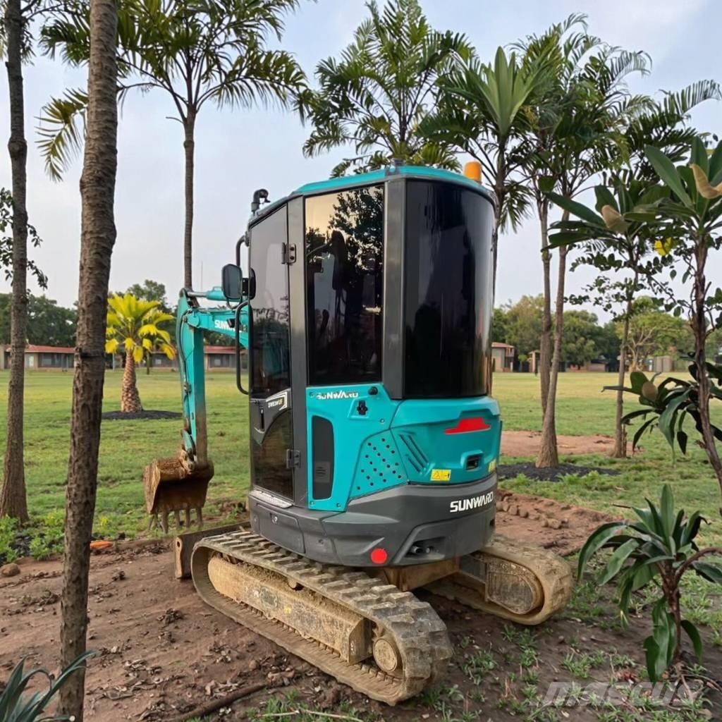 Sunward SWE 25 UF 小型挖掘机