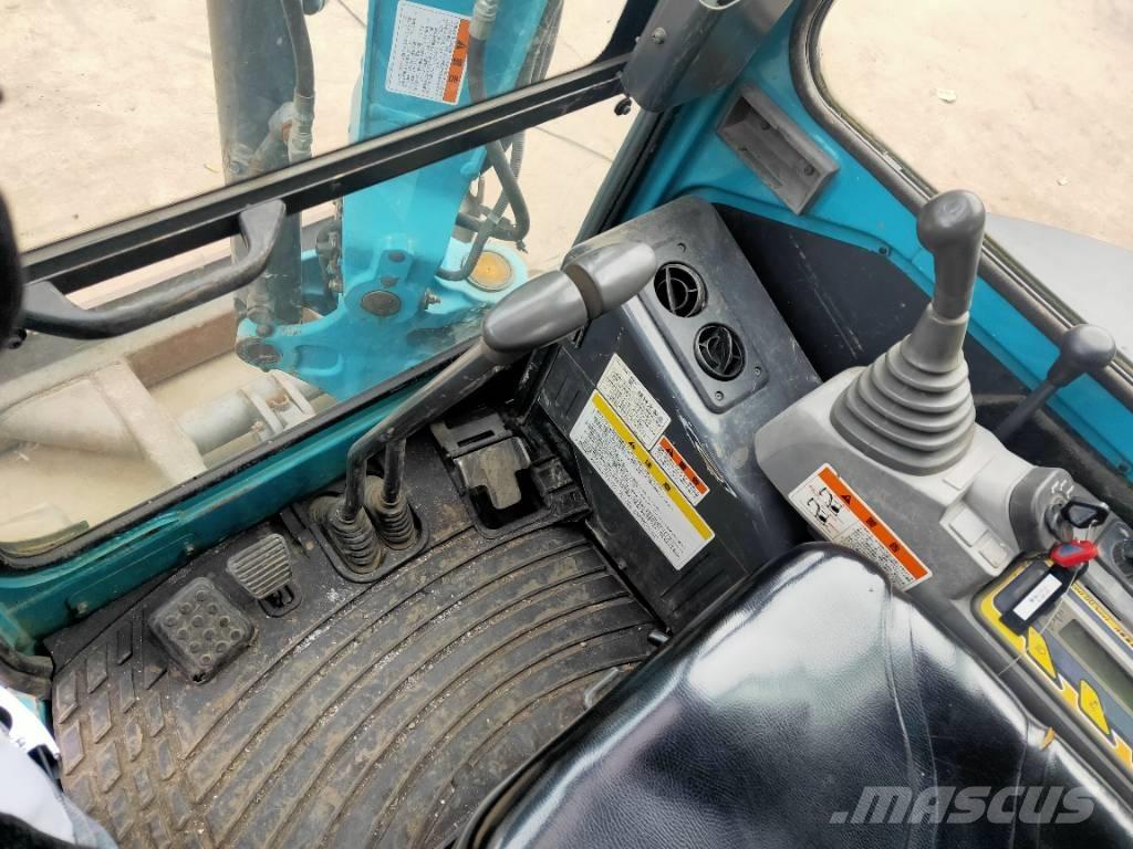 Kubota U30 小型挖掘机