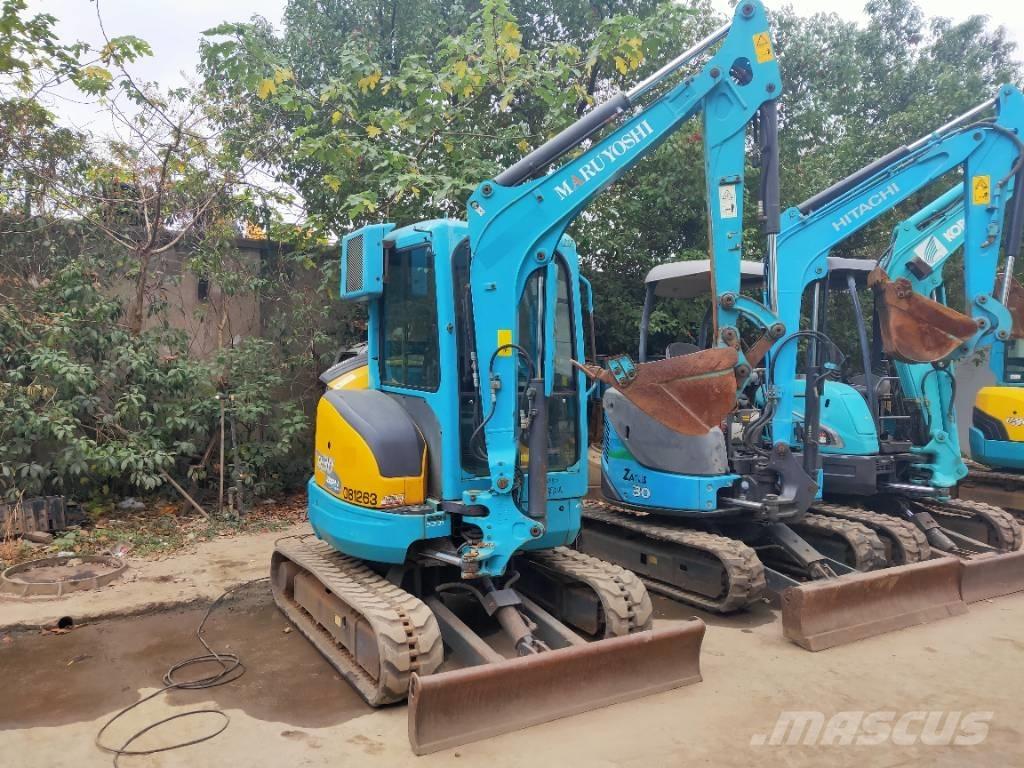 Kubota U30 小型挖掘机