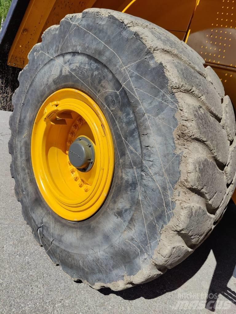 Volvo L 180 E 轮式装载机