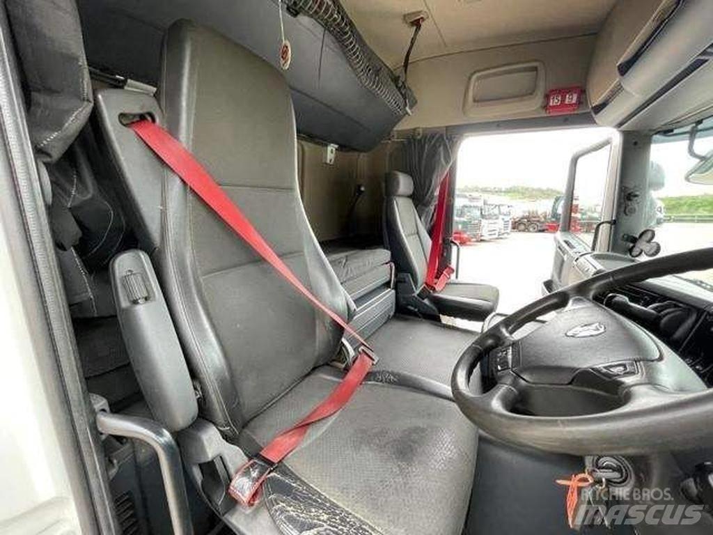 Scania G 450 LA 牵引车