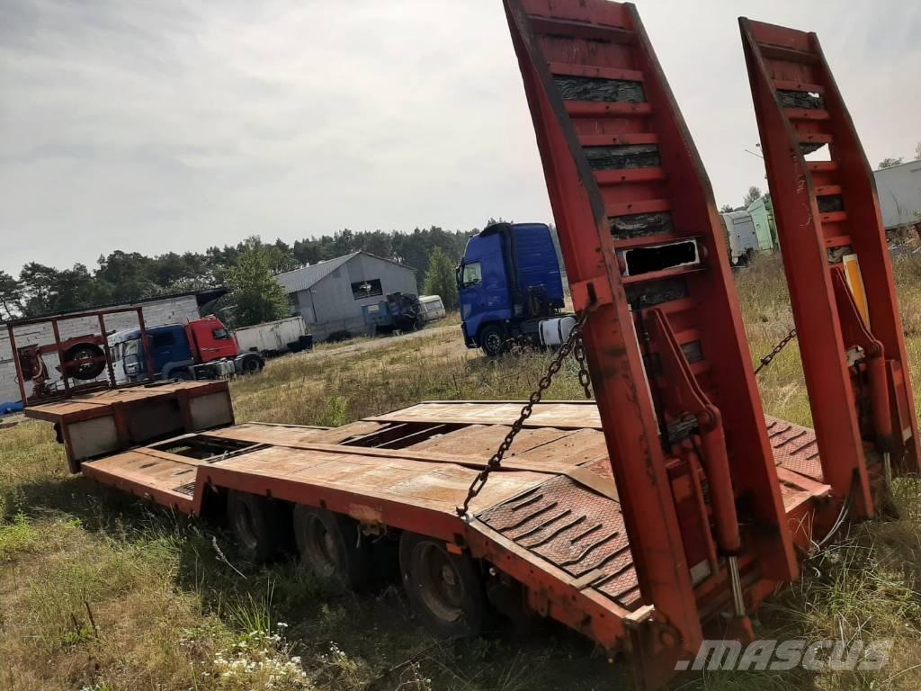 SAM B.M. 低平板半挂车