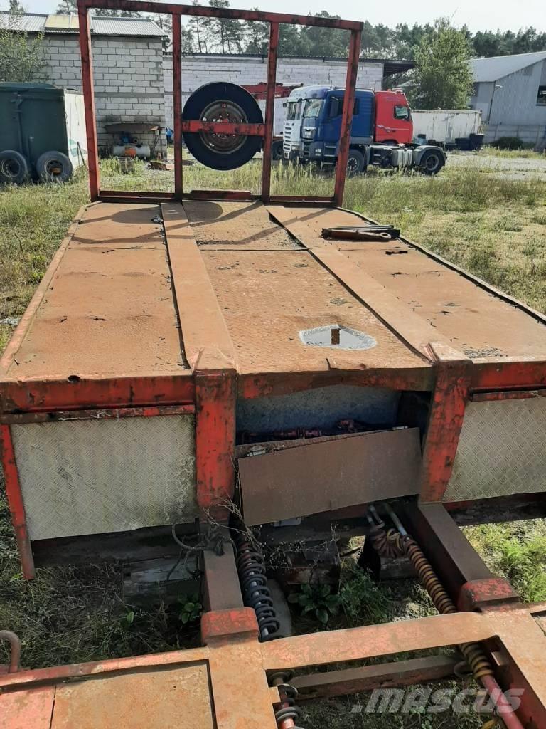 SAM B.M. 低平板半挂车