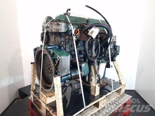 Volvo TD71A 发动机