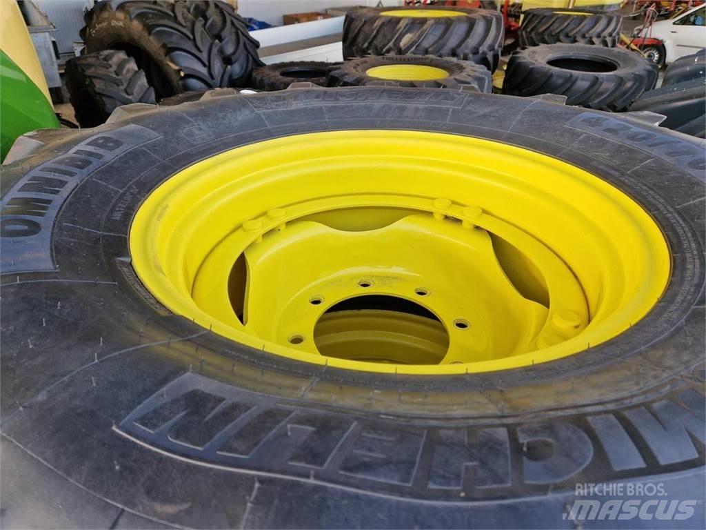Michelin 420/70R24 轮胎、车轮、轮圈