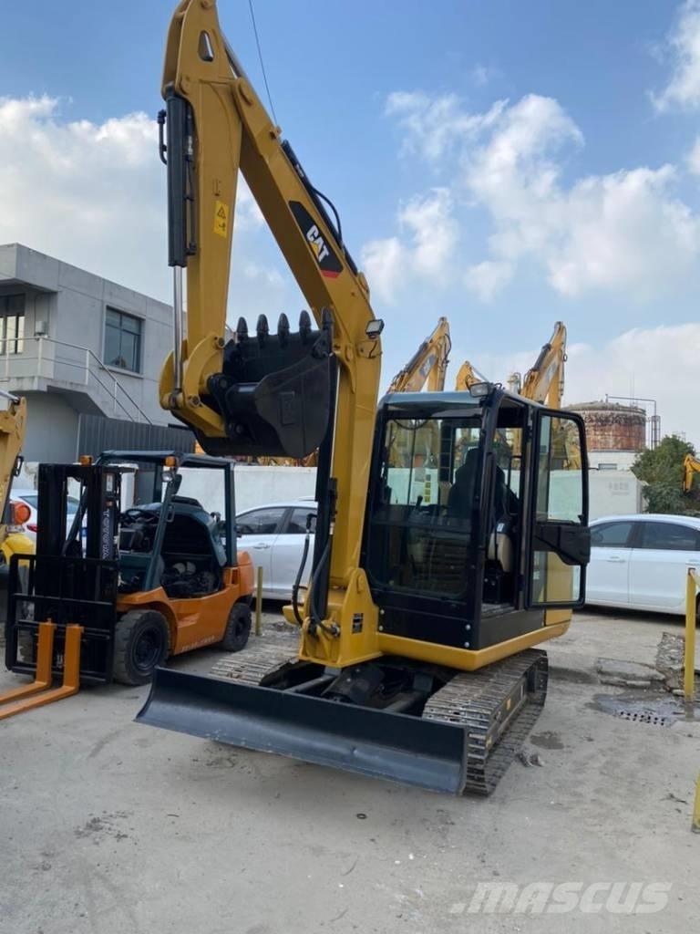 CAT 305 E CR 小型挖掘机