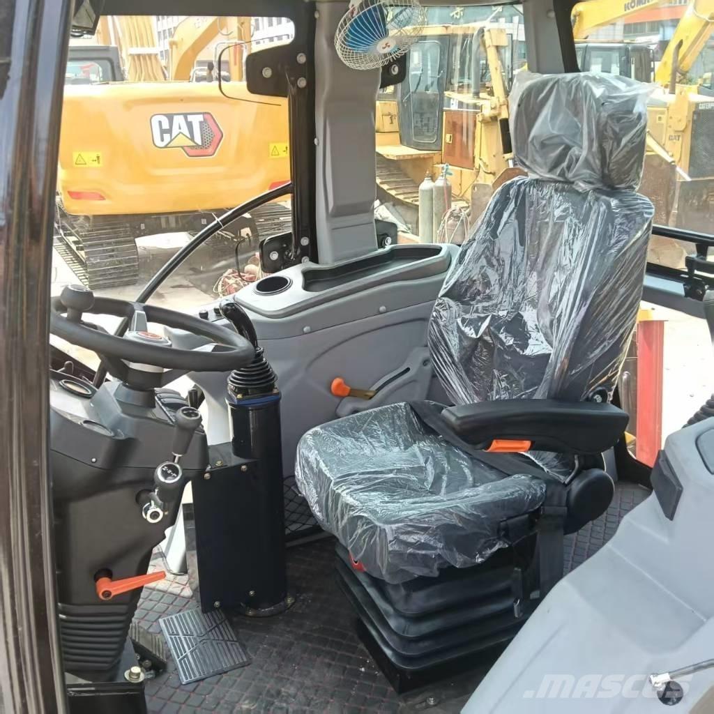 CAT 420 F 反铲装载机