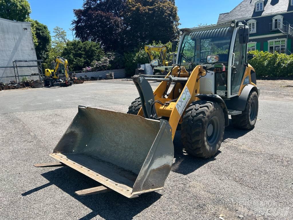 Liebherr L 506 轮式装载机