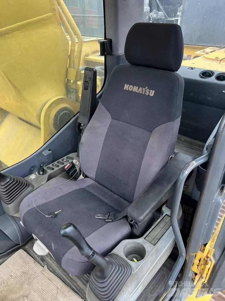 Komatsu PC490-10 履带挖掘机