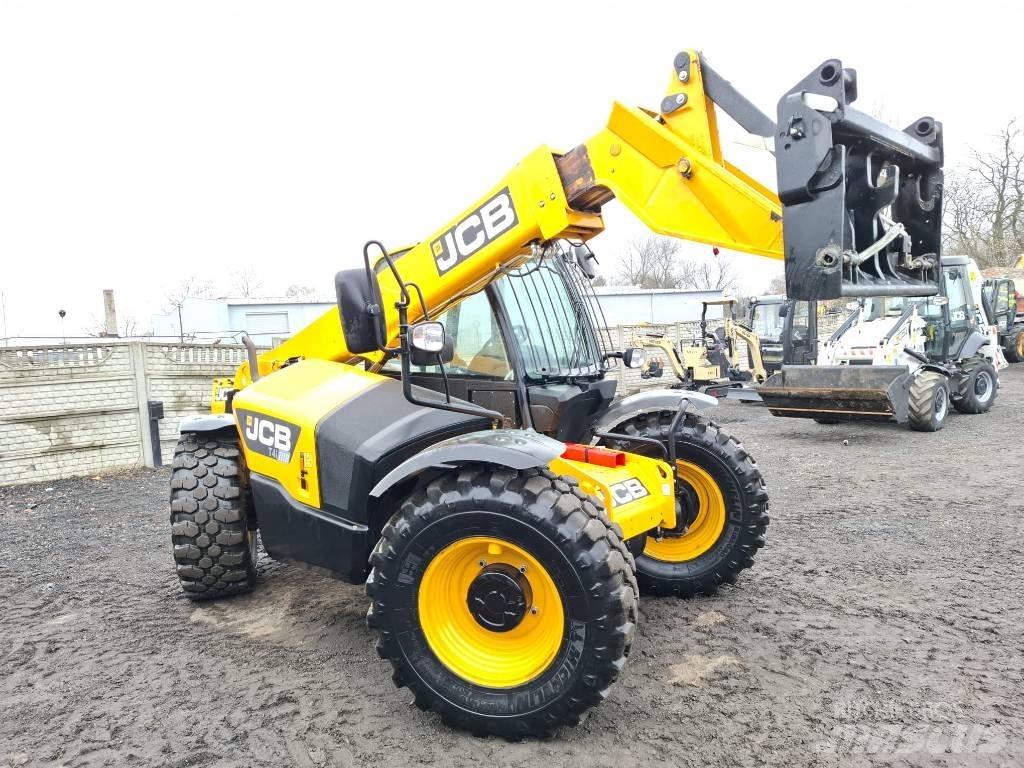 JCB 531-70 伸缩臂叉装车|叉装车