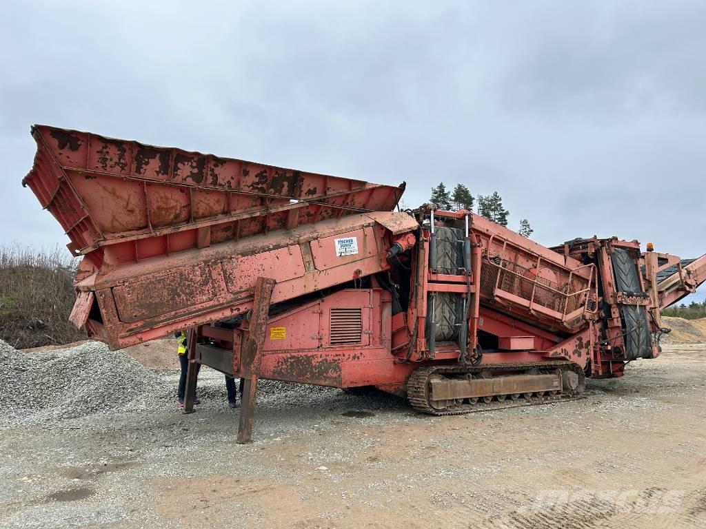 Terex Finlay 883 移动式筛分机