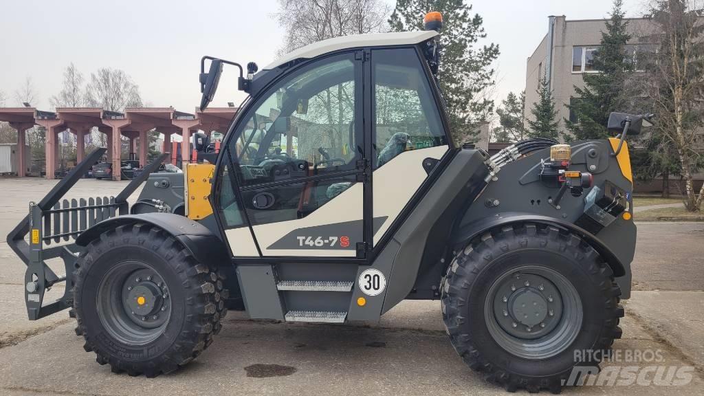 Liebherr T46-7s 伸缩臂叉装车|叉装车