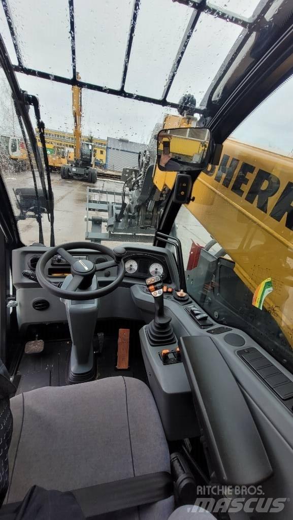 Liebherr T46-7s 伸缩臂叉装车|叉装车