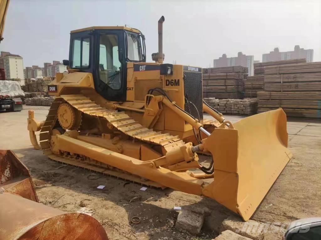 CAT D 6 M 履带式推土机