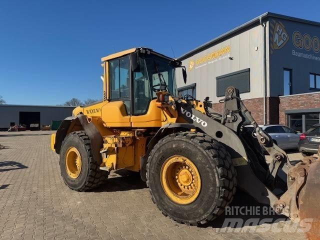 Volvo L 90 F 轮式装载机