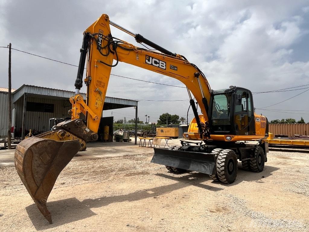JCB JS 175 W 轮式挖掘机