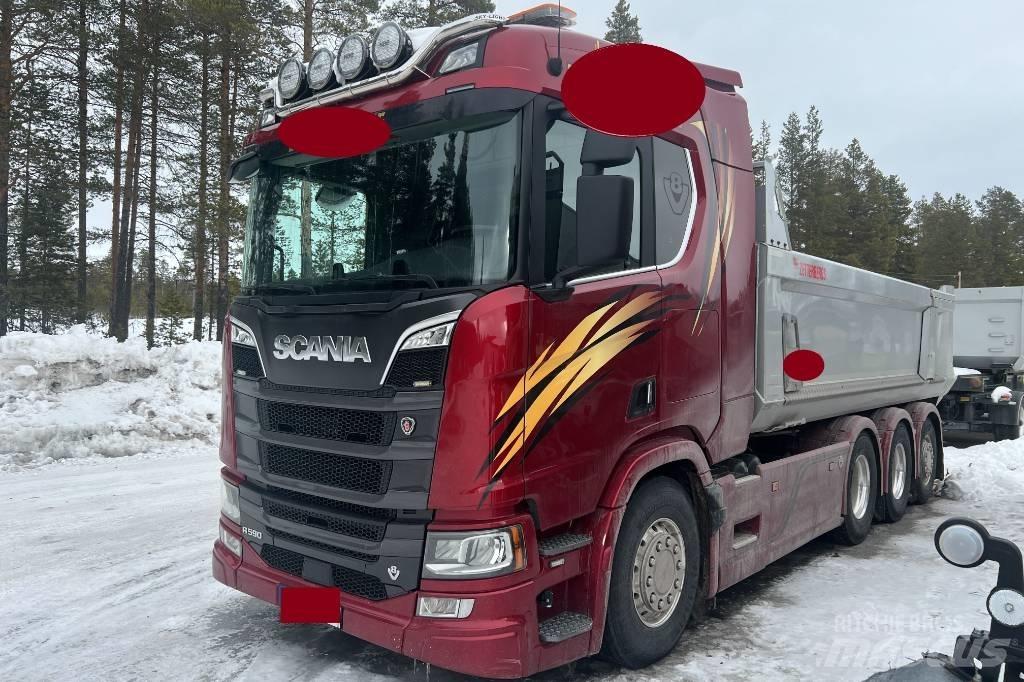 Scania R 590 自卸式货车