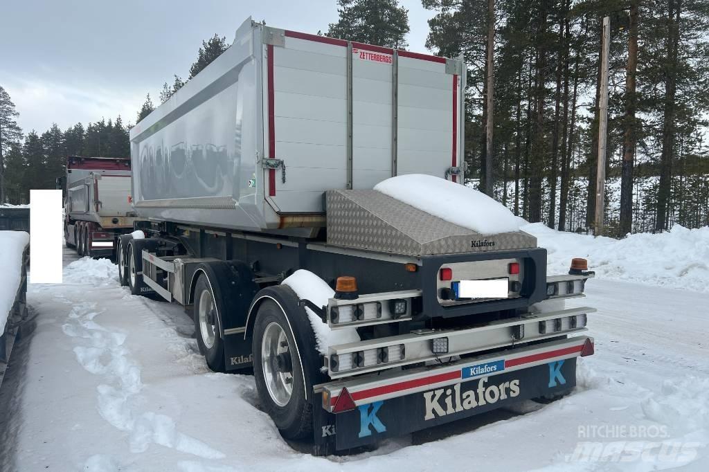 Scania R 590 自卸式货车