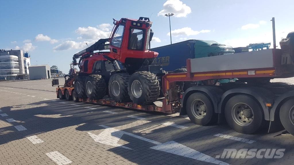 Komatsu 931 XC 收割机