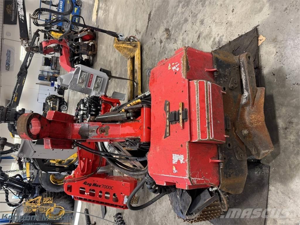 Komatsu S132 收割机机箱