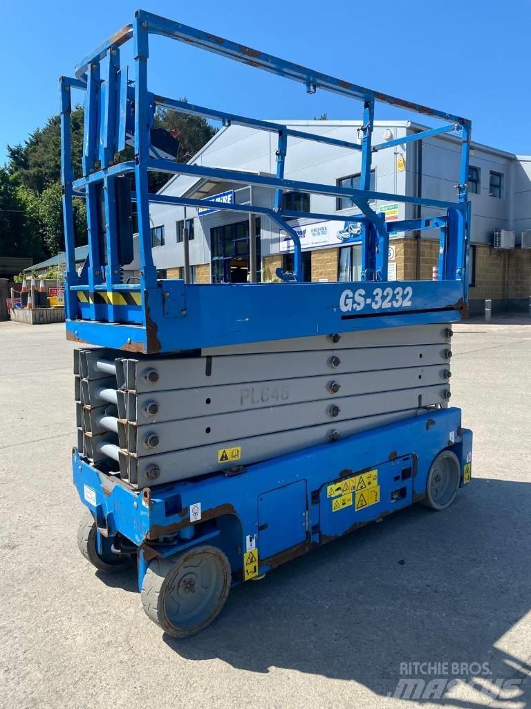 Genie GS 3232 剪叉式升降机