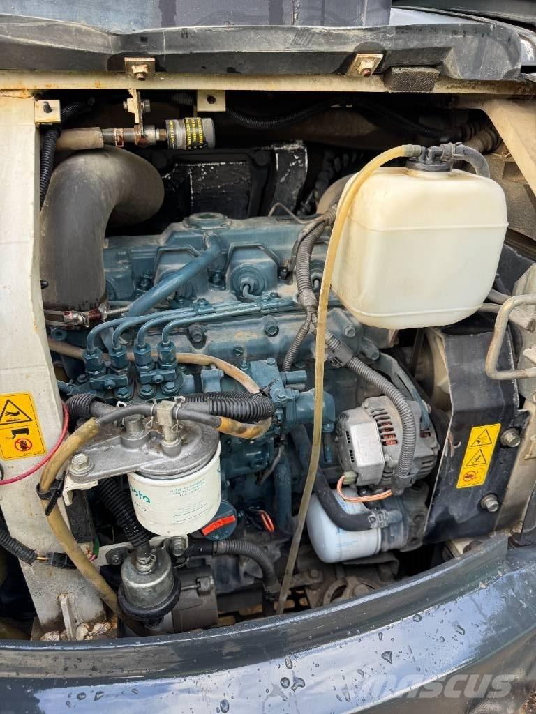 Kubota U48-4 小型挖掘机