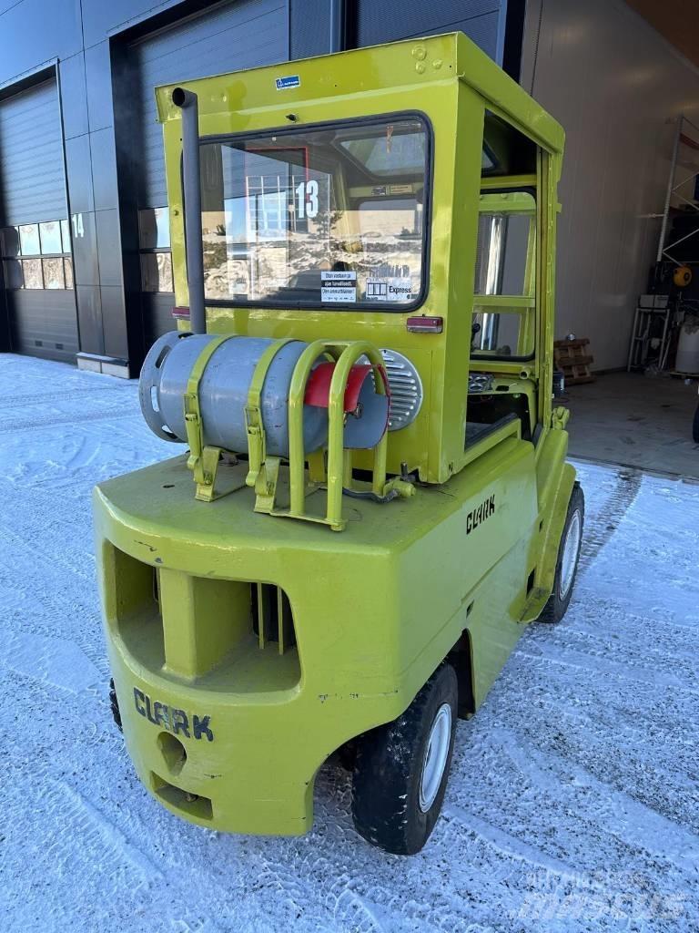 Clark C500Y-55 天然气叉车