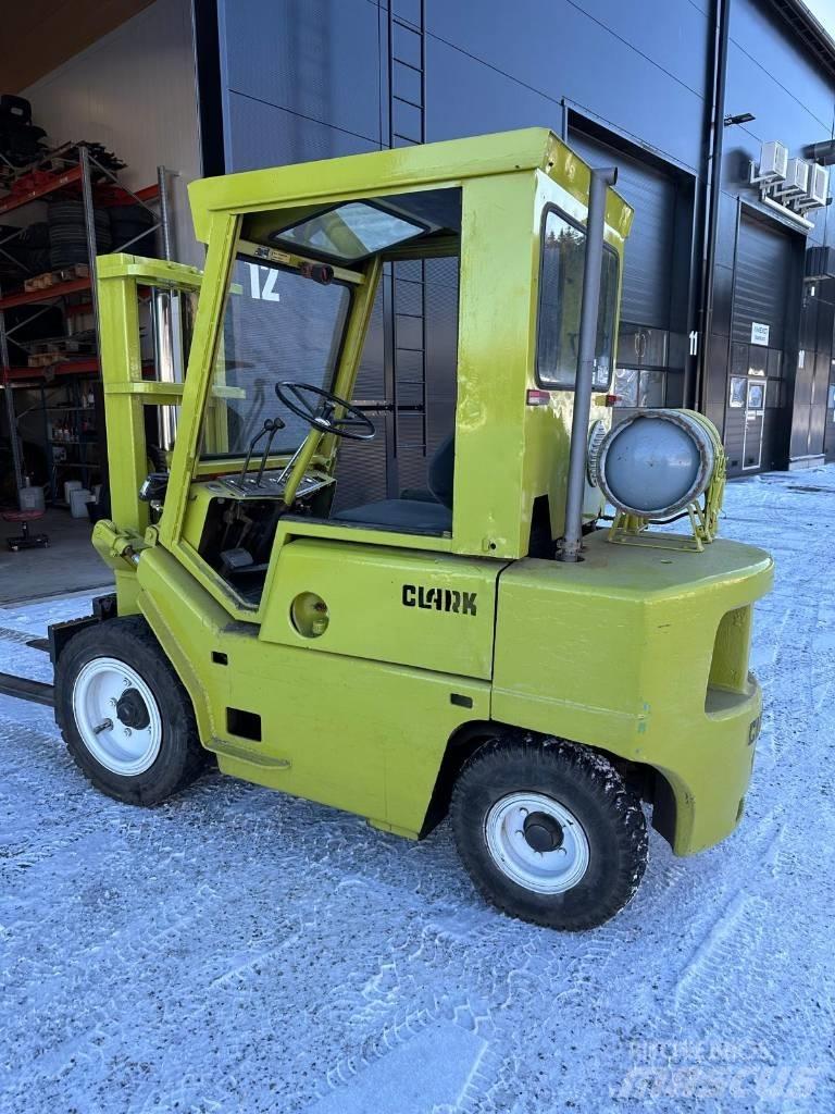 Clark C500Y-55 天然气叉车