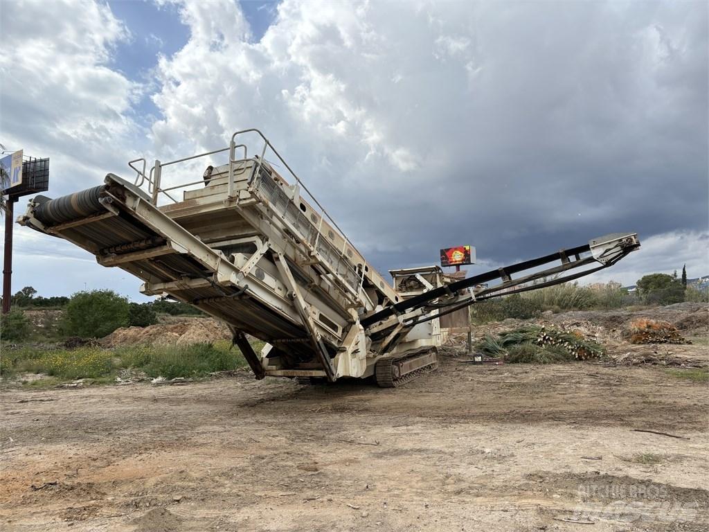 Metso Nordberg ST352 移动式筛分机