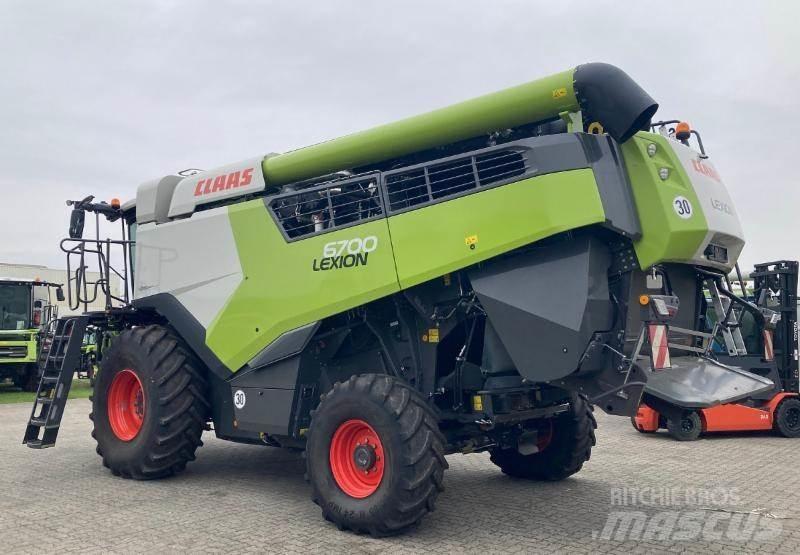CLAAS LEXION 6700 联合收割机