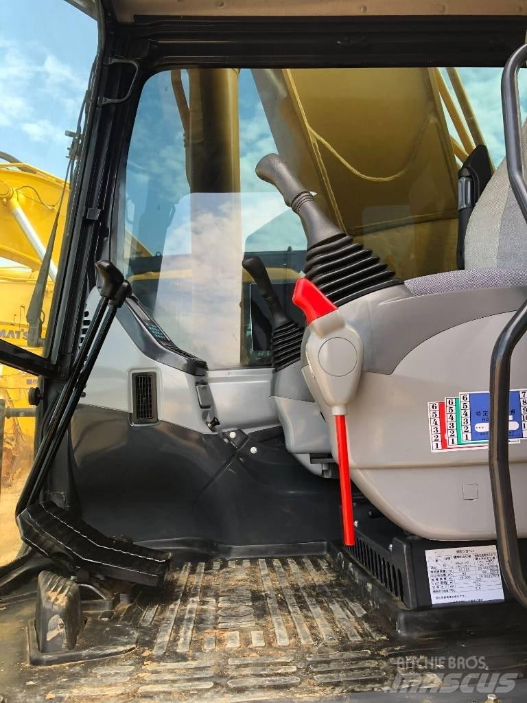Komatsu 350 履带挖掘机