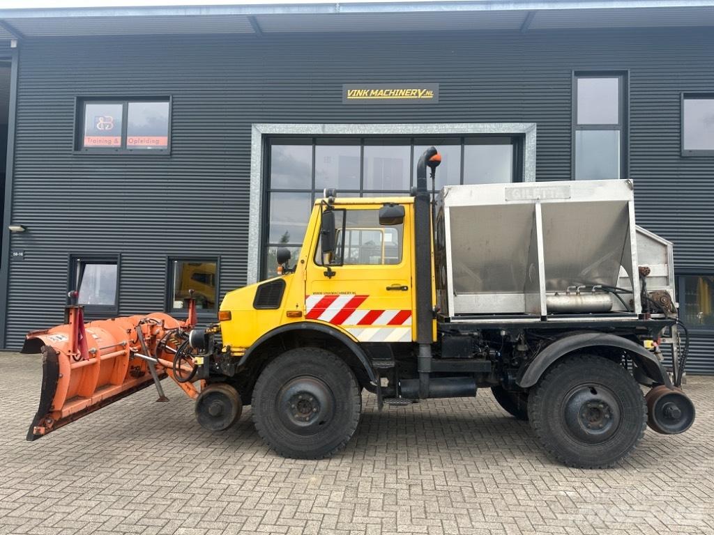 Unimog U1400 Rail 融雪撒布机
