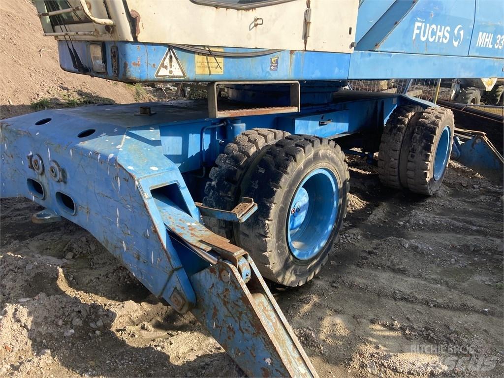 Fuchs MHL 331 工业挖掘机