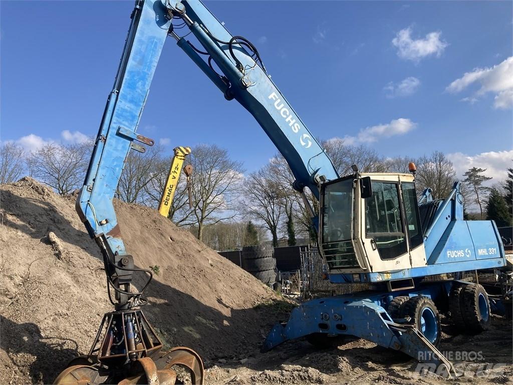 Fuchs MHL 331 工业挖掘机