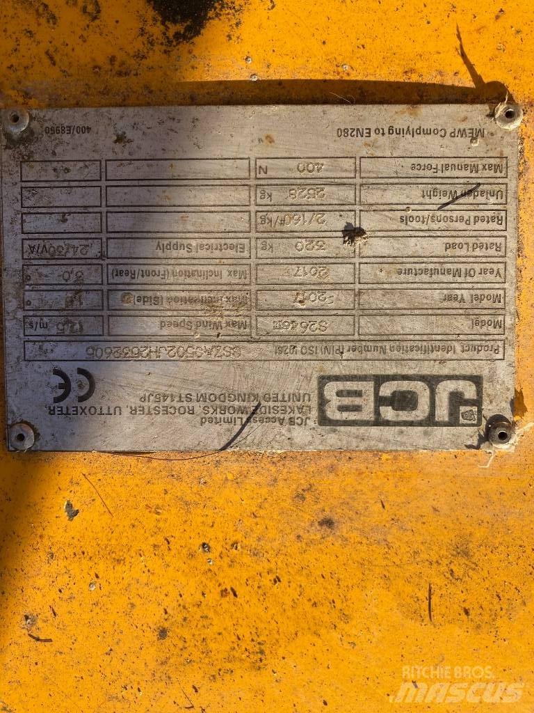 JCB S 2646 E 剪叉式升降机