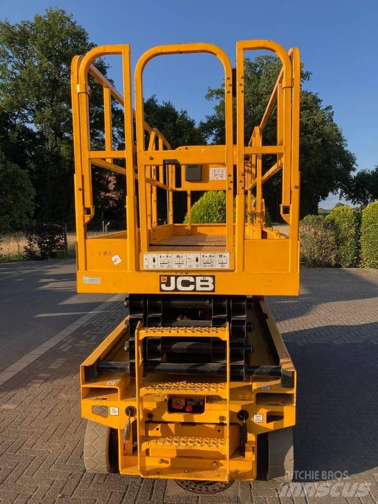 JCB S 2646 E 剪叉式升降机