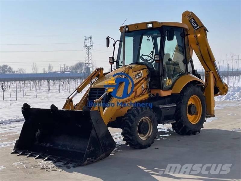 JCB 3 CX 反铲装载机