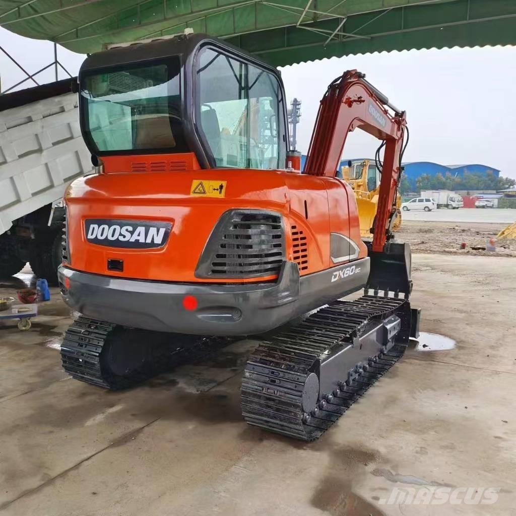 Doosan DX 60 小型挖掘机