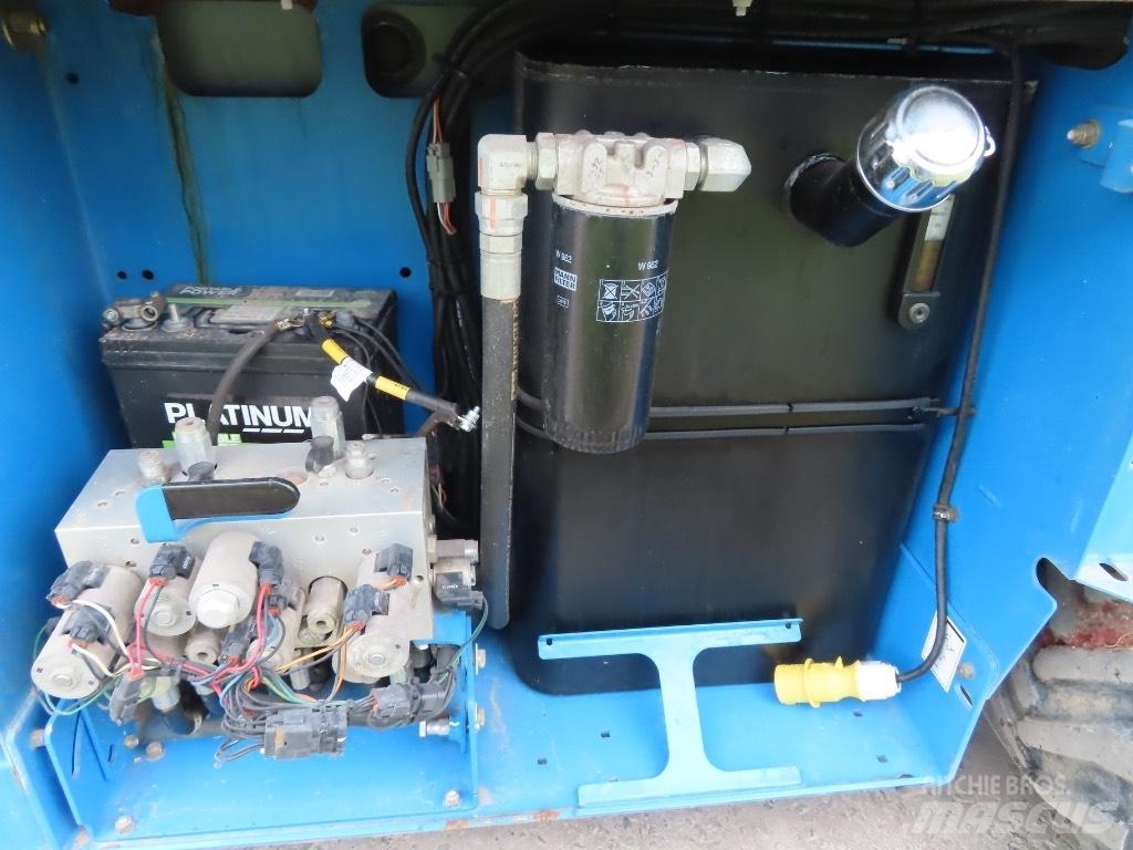 Genie GS 3268 RT 剪叉式升降机