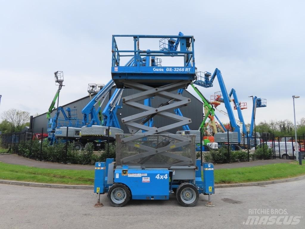 Genie GS 3268 RT 剪叉式升降机