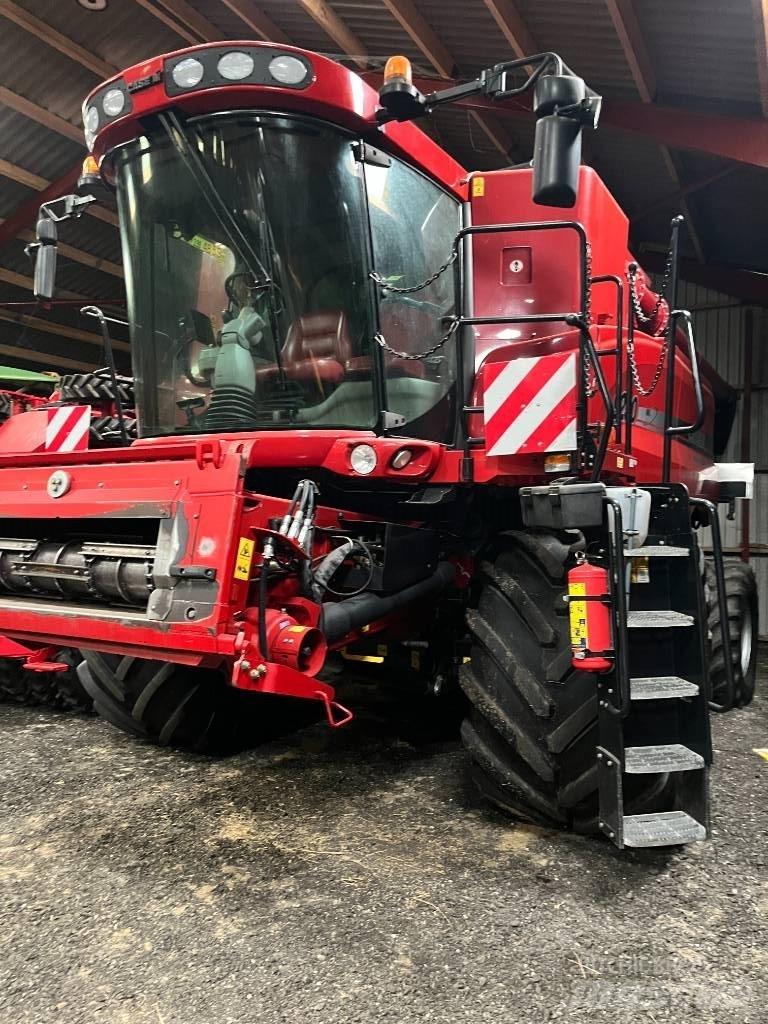 Case IH 9230 联合收割机
