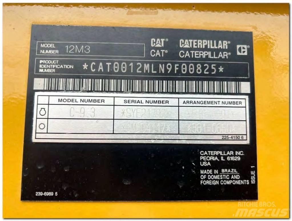CAT 12 M 3 平地机/推土机
