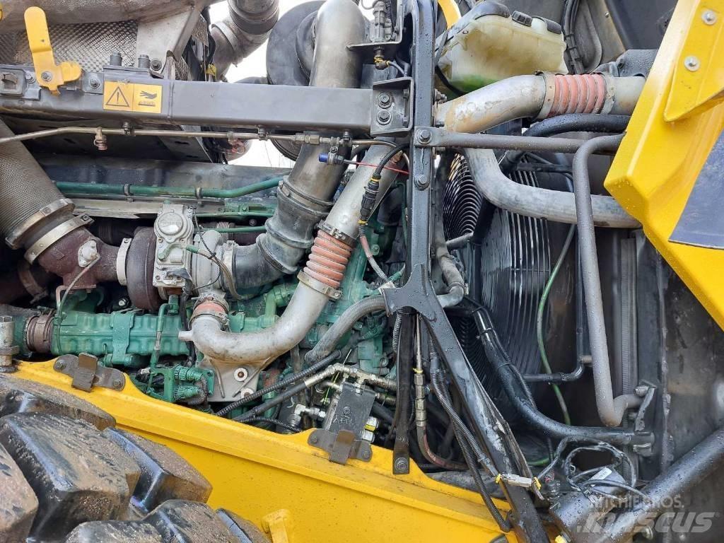 Volvo L 220 H 轮式装载机