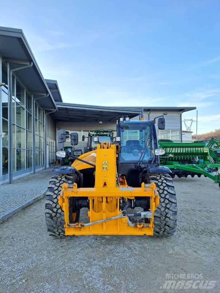 JCB 532-70 伸缩臂叉装车|叉装车
