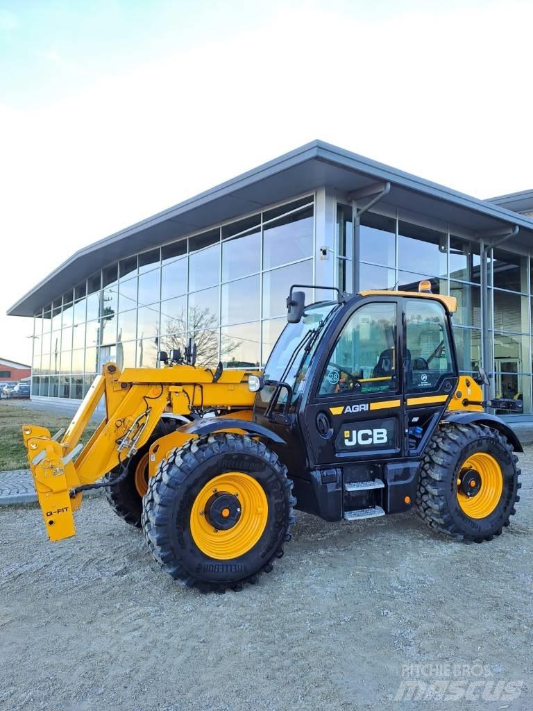 JCB 532-70 伸缩臂叉装车|叉装车