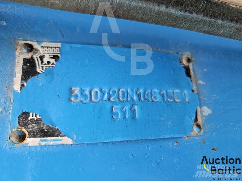 Gaz 3307 真空吸尘器
