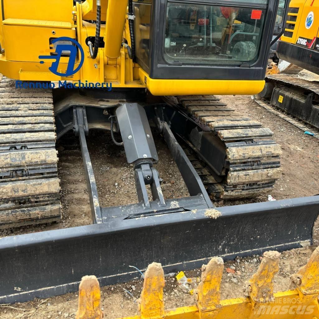Komatsu PC 70-8 小型挖掘机