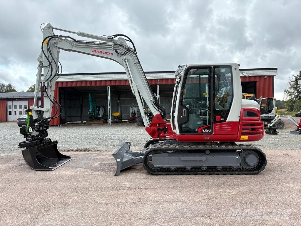 Takeuchi TB290 中型挖掘机
