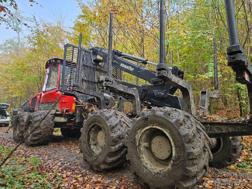 Komatsu 875 集运机